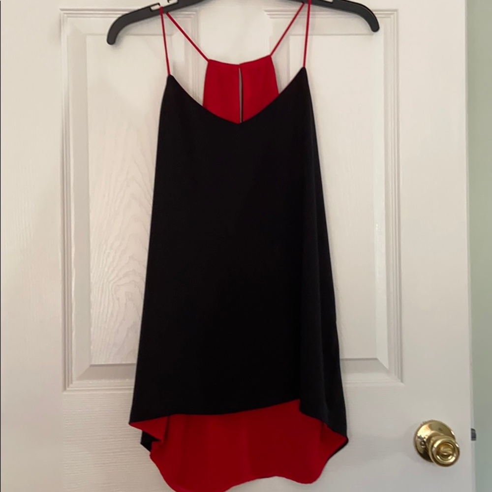 Reversible top